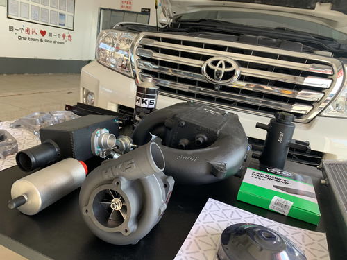 不要被外表迷惑 陸巡4.0動力升級機(jī)械增壓 令人無法自拔的越野車